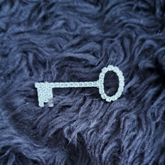 Vintage key pin - Picture 1 of 2